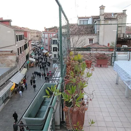 Station Terrace דירה *